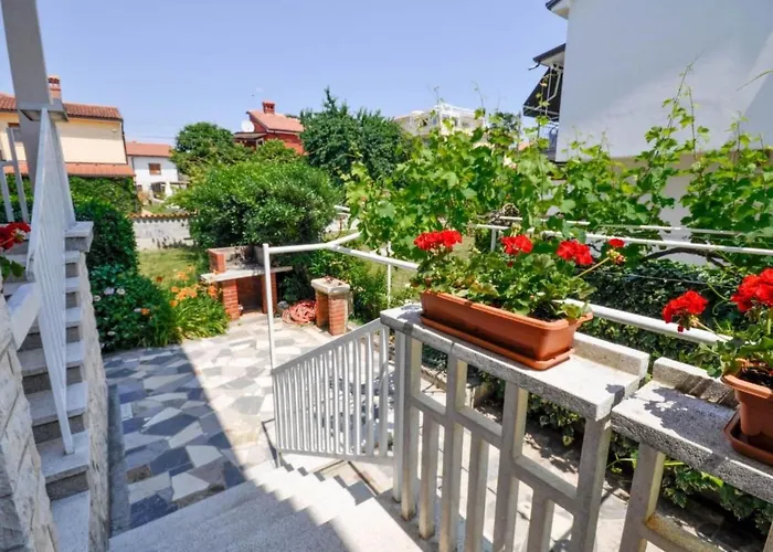Jutta Mit Terrasse By Interhome * Novigrad Istria