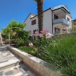 Appartement Jutta Mit Terrasse By Interhome