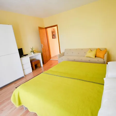 Jutta Mit Terrasse By Interhome Apartament Novigrad (Istria)